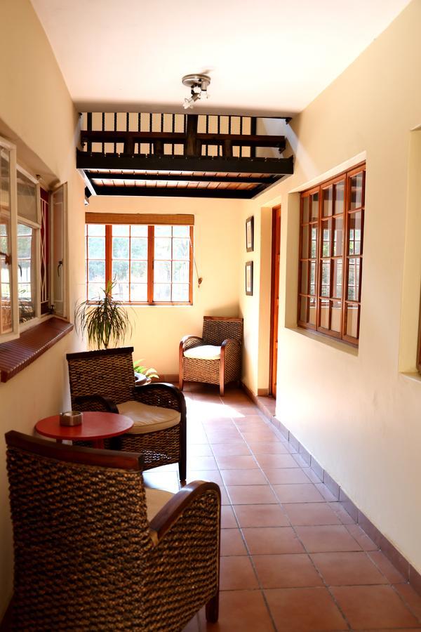 Morulana Guest House Kempton Park Buitenkant foto