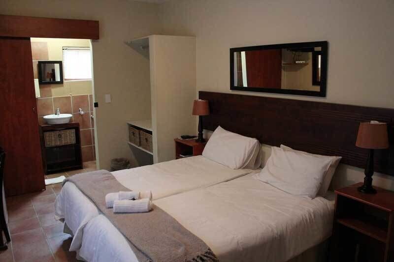 Morulana Guest House Kempton Park Buitenkant foto